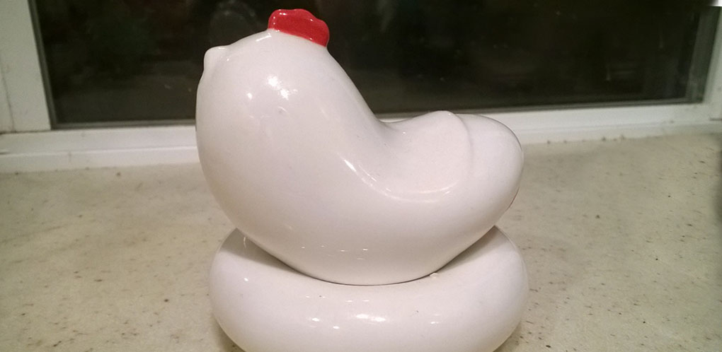 Modern Chicken Salt Shaker